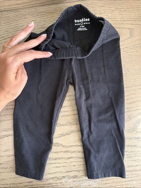 Bundles by The Childrens Place Black Baby Leggings